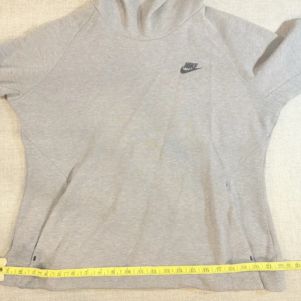 Nike Women's XL Gray Pullover Hoodie Funnel Neck Sweatshirt Athleisure